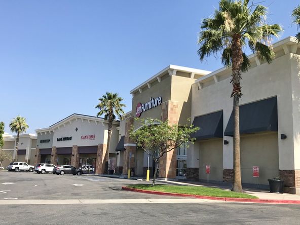 Canyon Springs Marketplace: 2620-2698 Canyon Springs Parkway, Riverside, CA 92507